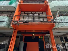 4 Bedroom Townhouse for sale in Bangkok, Somdet Chaophraya, Khlong San, Bangkok