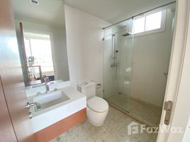 2 спален Кондо в аренду в Wind Sukhumvit 23, Khlong Toei Nuea