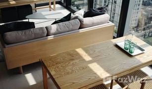 2 Bedrooms Condo for sale in Si Lom, Bangkok The Lofts Silom
