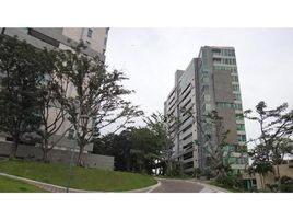 3 Habitación Apartamento en venta en Condominium For Sale in Escazú, Escazu