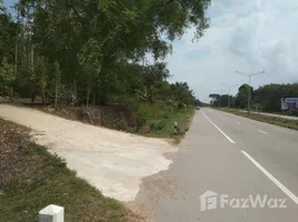 在拉农出售的 土地, Sai Daeng, Mueang Ranong, 拉农