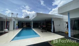 4 Schlafzimmern Villa zu verkaufen in Thep Krasattri, Phuket 