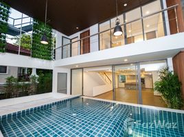 2 Bedroom Apartment for sale at The Pillar, Khlong Tan Nuea, Watthana