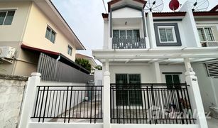 3 Bedrooms Townhouse for sale in Nong Khaem, Bangkok Lanceo Phetkasem 77