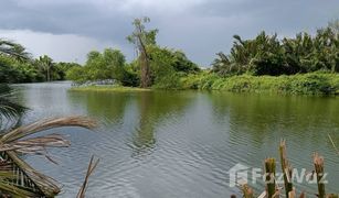 Земельный участок, N/A на продажу в Yok Krabat, Samut Sakhon 