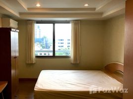 3 Bedrooms Condo for sale in Khlong Tan Nuea, Bangkok Royal Castle