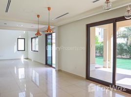 4 Habitación Villa en venta en Rosa, Arabian Ranches 2