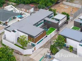 ขายวิลล่า 6 ห้องนอน ใน นาจอมเทียน, พัทยา, นาจอมเทียน