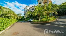 Pacífico C301: Newly Remodeled Condo Just Steps from the Beach!中可用单位