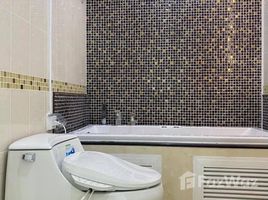 2 Bedroom Condo for sale at Life @ Thaphra, Talat Phlu