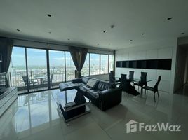 3 Bedroom Condo for rent at The Emporio Place, Khlong Tan