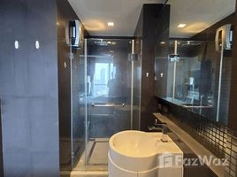 1 спален Квартира в аренду в Rhythm Sathorn, Thung Wat Don