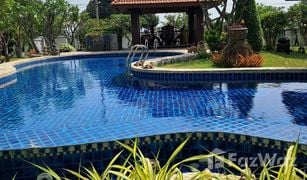 9 Schlafzimmern Villa zu verkaufen in Nong Ngu Lueam, Nakhon Pathom 