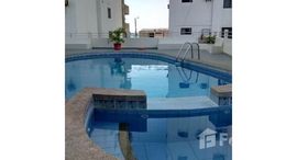 One block to the beach: in this San Lorenzo condo中可用单位