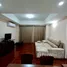 2 Bedroom Apartment for rent at Le Vanvarothai, Si Lom