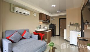 1 Schlafzimmer Wohnung zu verkaufen in Rawai, Phuket Nai Harn Beach Condo