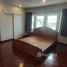 2 Bedroom Apartment for rent at S.V. Apartment, Lumphini