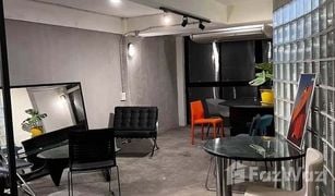 Studio Shophouse for sale in Talat Khwan, Nonthaburi 