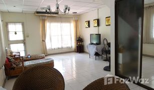 3 Bedrooms House for sale in Sala Thammasop, Bangkok 