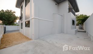 4 Bedrooms House for sale in Sala Thammasop, Bangkok Kritsada Nakron Pinklao