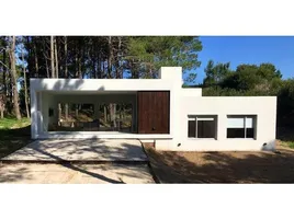 3 Bedroom House for sale in Buenos Aires, Villarino, Buenos Aires