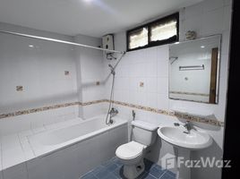 2 спален Кондо в аренду в Promsak Mansion, Khlong Tan Nuea, Щаттхана, Бангкок