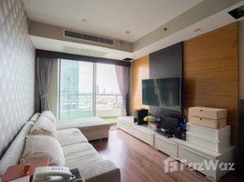 2 Bedroom Apartment for sale at Supalai River Place, Bang Lamphu Lang, Khlong San