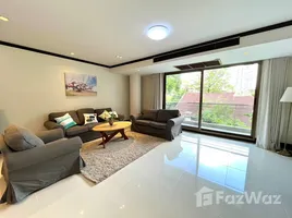 อพาร์ทเม้นท์ 2 ห้องนอน ให้เช่า ในโครงการ พีอาร์ คอร์ท, คลองตันเหนือ, วัฒนา