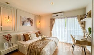 Studio Wohnung zu verkaufen in Sam Sen Nok, Bangkok Grene Suthisarn