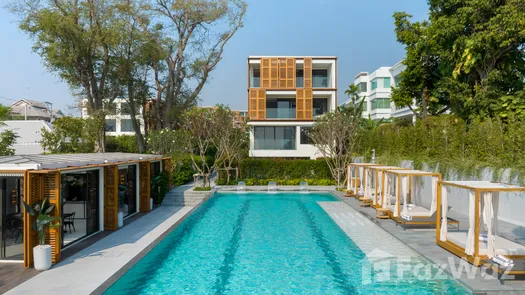 Фото 5 of the Communal Pool at InterContinental Residences Hua Hin