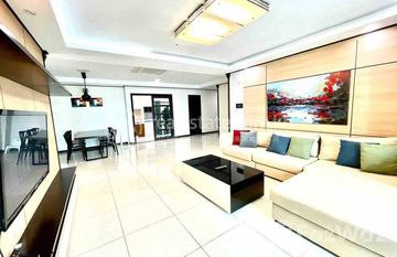 Three bedroom condo for rent in BKK1 in Boeng Keng Kang Ti Muoy, プノンペン