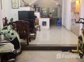 3 Phòng ngủ Nhà mặt tiền for sale in Phước Long B, Quận 9, Phước Long B