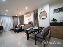 1 спален Квартира в аренду в The Clover, Khlong Tan Nuea