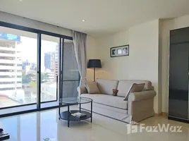 2 Schlafzimmer Appartement zu verkaufen im SOCIO Reference 61, Khlong Tan Nuea