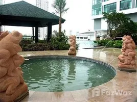 Baan Sathorn Chaophraya で賃貸用の 2 ベッドルーム マンション, Khlong Ton Sai