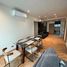 2 침실 Sky Walk Residences에서 판매하는 콘도, Phra Khanong Nuea