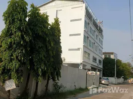 ตึกทั้งหมด 34 ห้องนอน ให้เช่า ในทำเล บางจาก, กรุงเทพมหานคร, บางจาก, พระโขนง