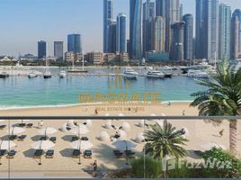 1 спален Квартира на продажу в Palace Beach Residence, EMAAR Beachfront, Dubai Harbour