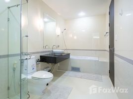 1 спален Кондо в аренду в Baan Klang Krung Siam-Pathumwan, Thanon Phet Buri