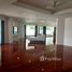 4 Bedroom Condo for rent at Cosmo Villa, Khlong Toei