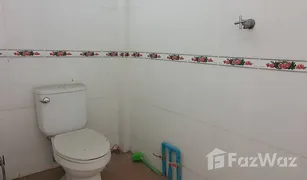 2 Bedrooms Whole Building for sale in Bang Rak, Bangkok 