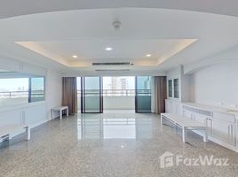 5 спален Квартира в аренду в Oriental Towers, Khlong Tan Nuea