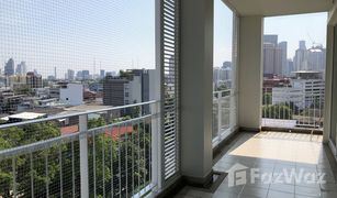 Кондо, 3 спальни на продажу в Thung Mahamek, Бангкок Krisna Residence