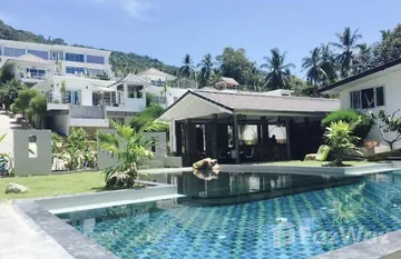 Chaweng Modern Villas in บ่อผุด, Koh Samui