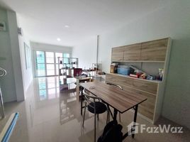 3 спален Таунхаус на продажу в Fuengfah Villa 17 Phase 1,2,3, Phraeksa Mai, Mueang Samut Prakan, Самутпракан