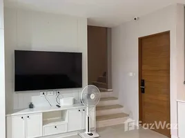 3 Schlafzimmer Reihenhaus zu vermieten im Nirvana Define Srinakarin-Rama 9, Saphan Sung, Saphan Sung, Bangkok