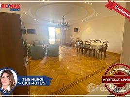 3 غرفة نوم شقة خاصة للبيع في Green Residence 1, 7th District, الشيخ زايد