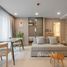 2 спален Кондо в аренду в Walden Asoke, Khlong Toei Nuea