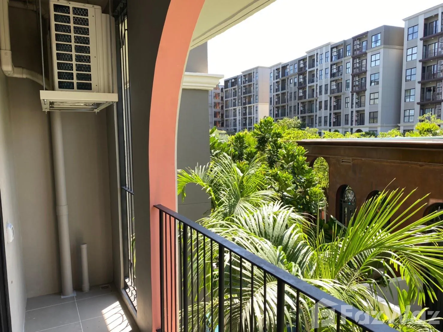 Studio Condo for rent at La Habana — photo 2