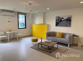 1 chambre Condominium à louer à , Lumphini